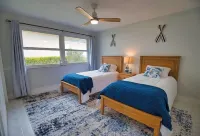 Welcome to our Dolphin Dream House. Enjoy the many passing boats and sea life.