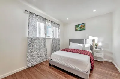 Spacious 4-bedroom house in enchanting San Jose with AC, WiFi, washer and dryers Hotels near Santa Teresa County Park