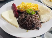 Chateau Arenal - breakfast