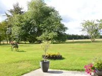 Chic Holiday Home with Garden