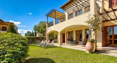 Pool Side Ground Floor Apartment BF02 - Theseus Village, Aphrodite Hills Resort