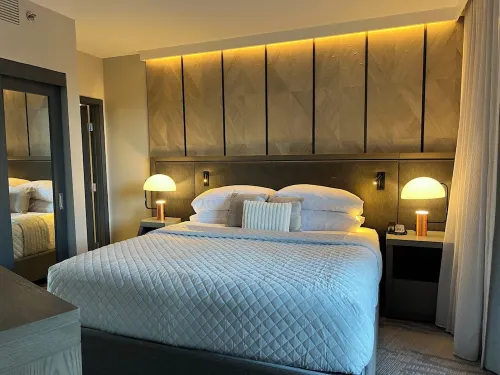 Luxe Mammoth Monache 2br/2ba Suite - steps to the village and gondola!