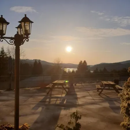 La Salvetat - Studios de Vacances - les Tables Aux Vaches Отели в г. Лакабаред