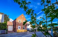 Tyrone House Hotels in Holland Fen with Brothertoft