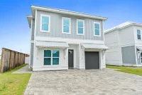 Totally Beachin Family Beach House by Panhandle Getaways Các khách sạn ở Sunnyside