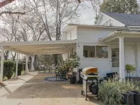 Coyote Creek Ranch + Pool House Near Murphy’s Hotels in Murphys