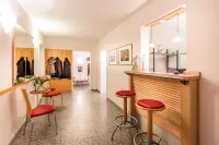 Hotel und Gästehaus am Rokokogarten Hotels in Veitshöchheim