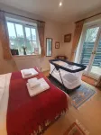 Country Cottage Set In pretty Suffolk village with 2 local pubs, dog friendly