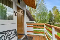5Br Seattle Barn House, 15  to Stadiums