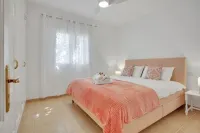 House Carla & Pool 3 BedRoom Hotel in zona Playa El Pinque