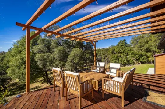 Cheerful Home with Spa near Yosemite & Bass Lake