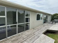 Pohutukawa Retreat Hotels in Opunake