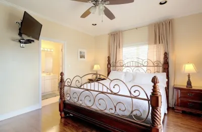 Luxury Oceanview Townhouse, Vista Marina, Bahamas 더 그로브 호텔