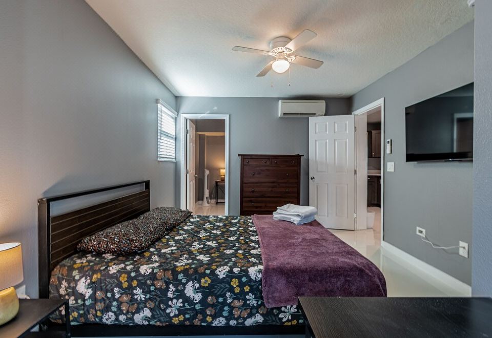 Downtown Orlando 2 bedroom home - 0220412000lilxdax2295 R 960 660 R5 D