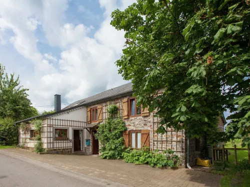Heritage Holiday Home in Roumont, Cleaning Included