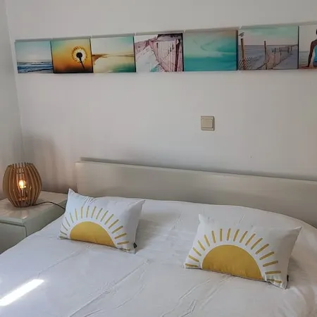 Modern duplex apartment, ground floor with garden within walking distance of the sea
