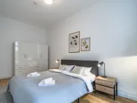 Loot: Moderne Wohnung / Zentral Hoteles en Kitzingen