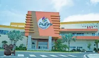 Recently built townhouse in Nassau. Less than 10 min away from Baha Mar Resort.