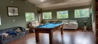 HIGH STANDARD HOUSE WITH CABLE TV - INTERNET - SWIMMING POOL - GOURMET SPACE