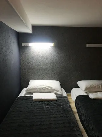 Marine shoe flats Отели рядом с достопримечательностью «Храм святого апостола Луки»