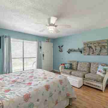 Fish from the pier, swim in the pool, walk to the beach. Rooms