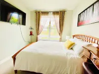 One bedroom with private bath in a quite neighborhood/shared home with owners.