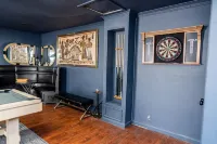 Modern 2-bedroom home with loft and indoor fireplace! Hotel a Carrollton