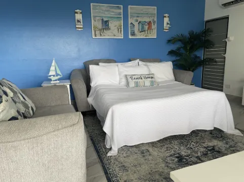 St Thomas Ocean View hide away!