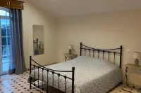 Juniperus Apartment, Balcony, Garden