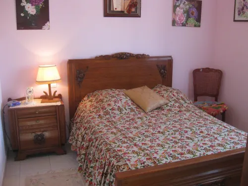 Beach at 300m, Very bright house, facing south with terrace and garden Các khách sạn ở Sarzeau