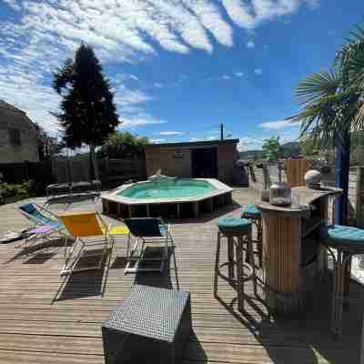 House 5 minutes from the historic center and 10 minutes from the Dordogne valley. Fitness & Recreational Facilities