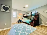 Anchors a-Wave - remodeled, cozy 3/2 home is ready for your coastal vacation