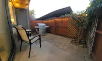 Cozy condo in Sparks, NV close to dining, shopping, and entertainment. - Pools