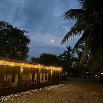 Pacific Ocean-Front Villa de Azul. stunning Sunrises & Sunsets, 3bd 2 full baths