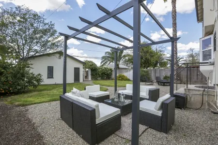 Designer-luxury Park House in Charming Exeter