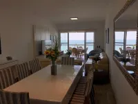 High Standard Apartment FULL FRONT TO THE SEA. Hotels in Pitangueiras