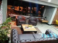 Stellar Stay in Wonderful Seclusion - Barrio Provenza