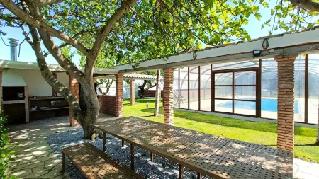 Casa Bodeguilla con piscina privada cubierta o abierta según época del año