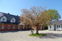 5 star vacation home for 1-4 pers. Garden, quiet location, 5 km to the beach Các khách sạn ở Dollerup