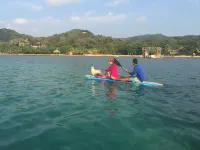 $3,000,000 Luxury Beach Front (4) Bedrooms Condo famous West Bay Beach Sleeps 8