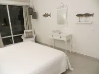 Three Palms Apartment