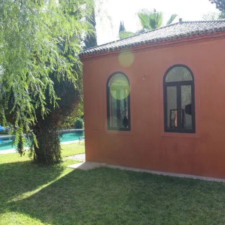 Villa in a Haven of Greenery with Heated Pool 20Min from Marrakech