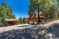 Beautiful Rustic Cabin on 5 Acres With Heavenly Views