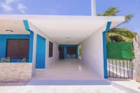 Cozy Studio Type Apartment across Jobos Beach, Isabela. WIFI & A/C.