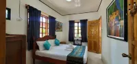 Private quite bungalow-5 min walk to ocean & restaurants Hotels near Mag-aso Falls