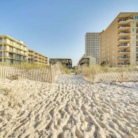 Gulf Shores Condo: Private Community Beach Access