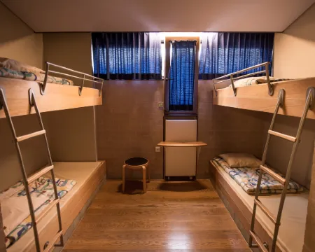 Auberge de Jeunesse de Mons Hotéis em Mons