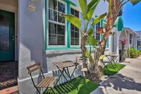 Charming Renovated Avalon Townhome, Walk to Beach! - Bãi biển
