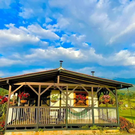 La Herradura Lodge