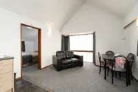 Centennial Court Hotel Hotels in Clyde